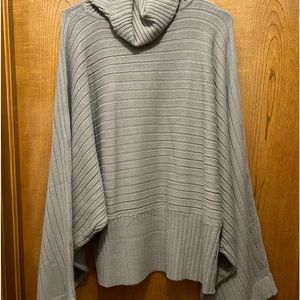 STYLISH GREY SWEATER